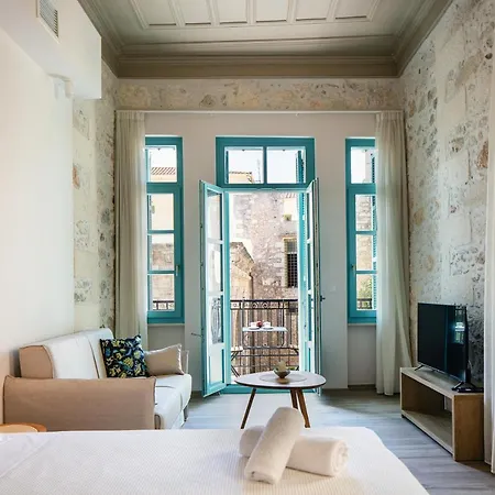 La Luna Della Loggia α2, * Ретимно